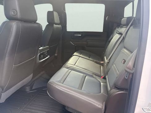 Used 2023 GMC Sierra 3500 Denali w/ Denali Ultimate Package AWD/4WD image 30