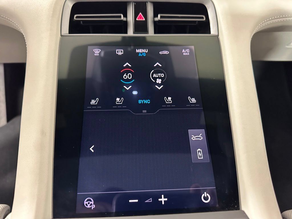 Certified 2024 Porsche Taycan Turbo S w/ Premium Package AWD/4WD image 34