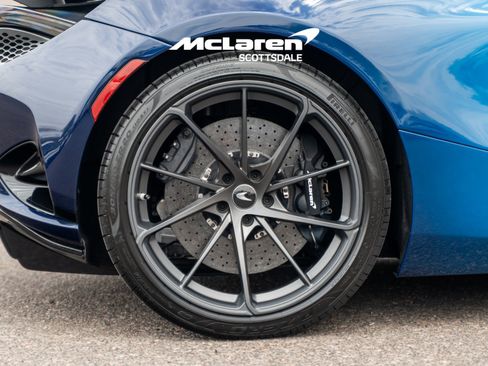 Used 2025 McLaren 750S Spider RWD image 29