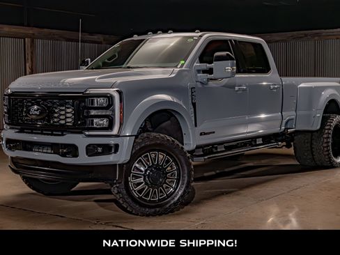 Used 2025 Ford F450 Lariat w/ FX4 Off-Road Package AWD/4WD image 4