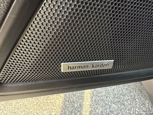 Used 2025 Subaru Outback Onyx Edition image 23