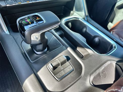 New 2026 GMC Sierra 1500 Denali Ultimate w/ LPO, Black Badging Package image 26