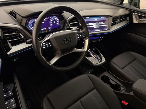 Used 2023 Audi Q4 e-tron Premium Plus w/ Premium Plus image 4