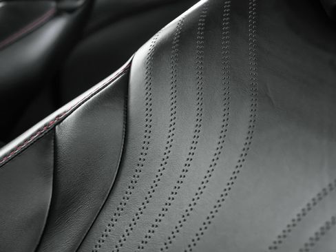 Used 2019 Aston Martin DB11 Coupe RWD image 83