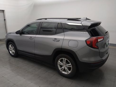 Used 2023 GMC Terrain SLE w/ Driver Convenience Package FWD image 3