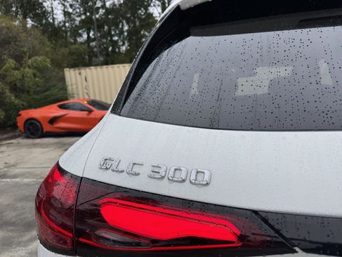 Certified 2025 Mercedes-Benz GLC 300 image 24