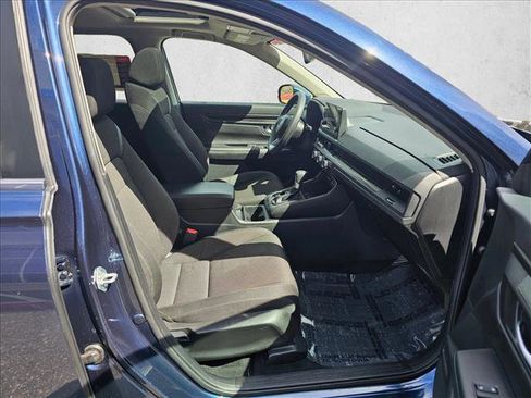 Used 2025 Honda CR-V EX image 10