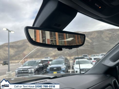 Used 2023 GMC Sierra 3500 Denali w/ Denali Ultimate Package image 38