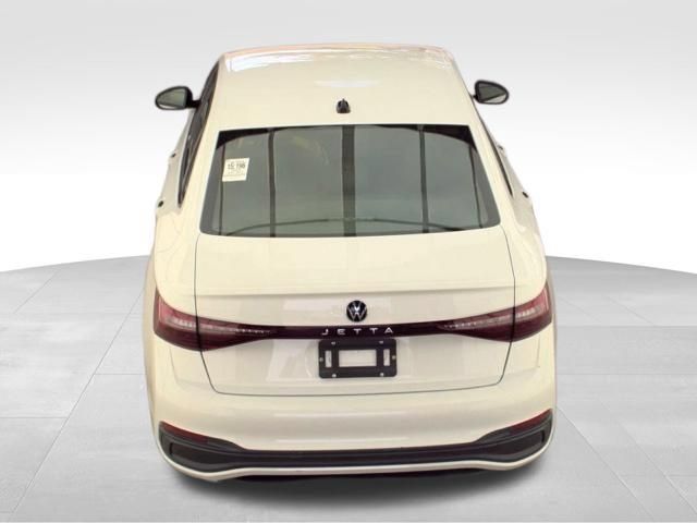Used 2025 Volkswagen Jetta Sport FWD image 5