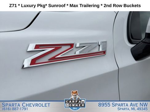 Used 2024 Chevrolet Tahoe Z71 w/ Luxury Package AWD/4WD image 9