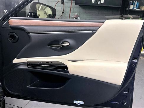 Used 2024 Lexus ES 350 image 23