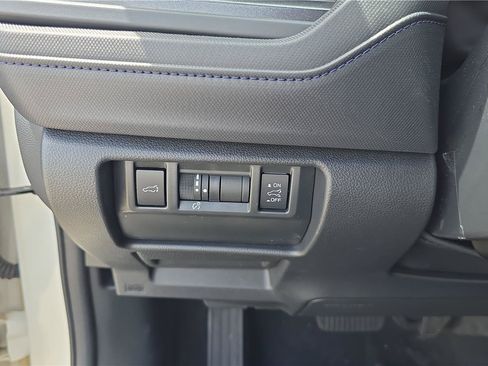 Used 2025 Subaru Forester Premium w/ Convenience Package #1 AWD/4WD image 26