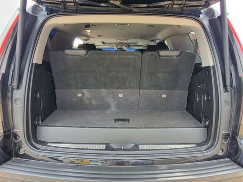 Used 2016 Cadillac Escalade Luxury image 20