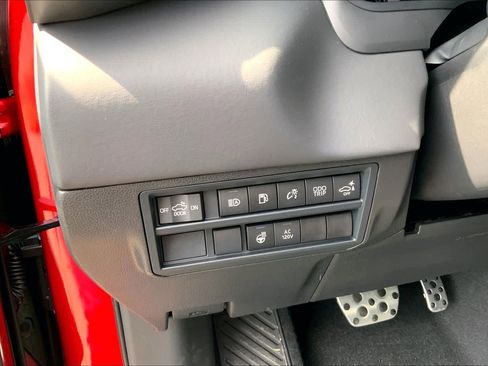 New 2026 Toyota Tundra Platinum w/ TRD Off-Road Package AWD/4WD image 19