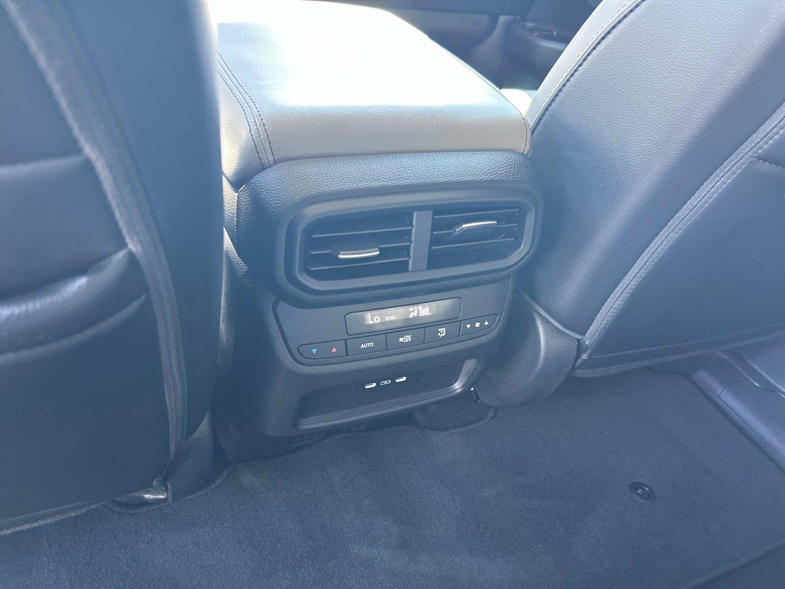 Used 2025 Honda Pilot EX-L image 25