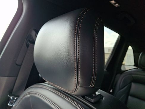 Used 2025 Lincoln Nautilus Premier w/ Equipment Group 102A AWD/4WD image 18