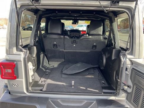 Used 2021 Jeep Wrangler Unlimited Rubicon image 17
