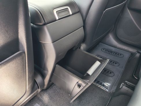 New 2027 Hyundai Santa Fe SEL FWD image 15