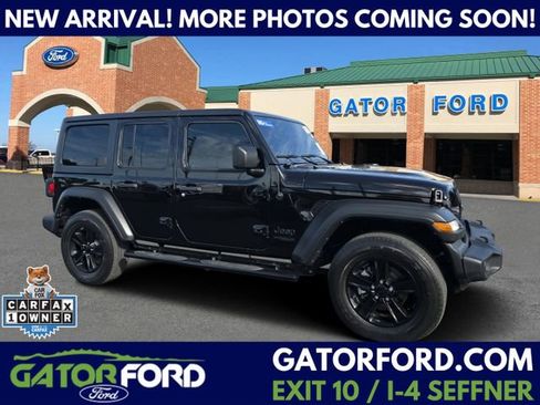 Used 2022 Jeep Wrangler Unlimited Sport image 1