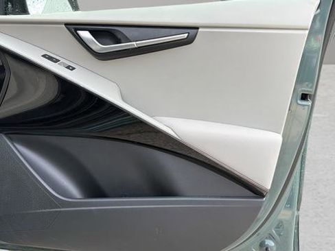 Used 2023 Kia Niro Wind w/ Wind Preserve Package image 11