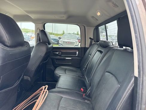 Used 2018 RAM 2500 Laramie w/ Convenience Group AWD/4WD image 8