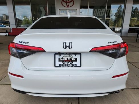 Used 2024 Honda Civic Sport image 10