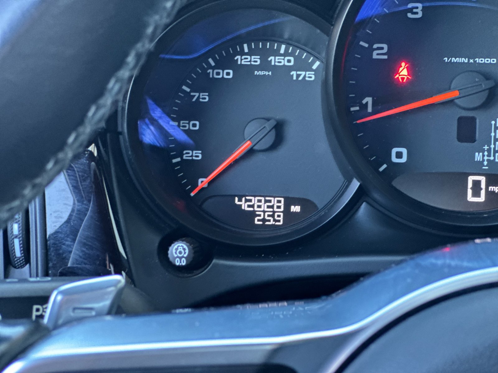 Certified 2020 Porsche Macan AWD/4WD image 22