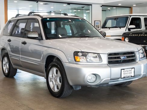 Used 2004 Subaru Forester 2.5XS AWD/4WD image 3