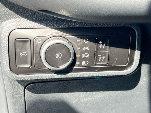 Used 2025 Ford Explorer ST AWD/4WD image 10