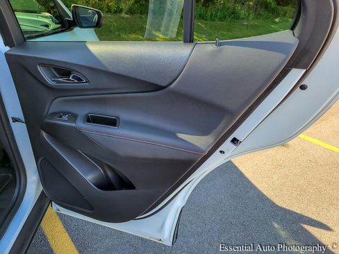 Used 2024 Chevrolet Equinox RS image 29