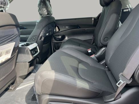 New 2026 Kia Carnival SX Prestige image 23