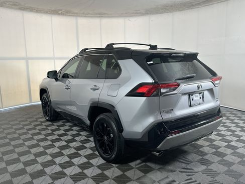 Used 2025 Toyota RAV4 XSE w/ Weather Package AWD/4WD image 5