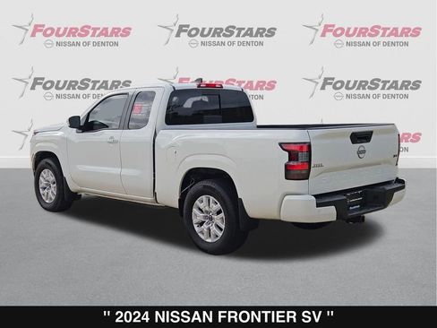 Used 2024 Nissan Frontier SV w/ SV Convenience Package RWD image 8