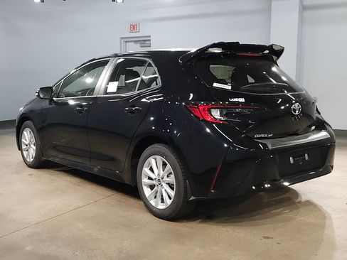 New 2026 Toyota Corolla SE FWD image 5