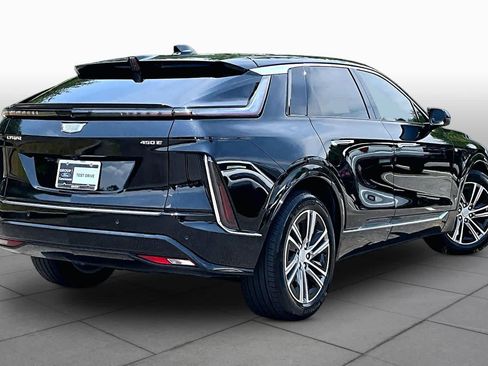 Used 2025 Cadillac Lyriq Luxury RWD image 13