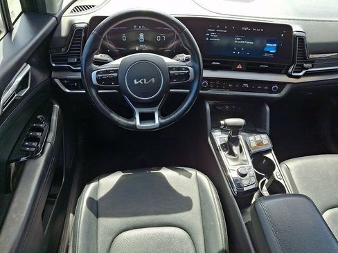 Used 2023 Kia Sportage EX AWD/4WD image 11