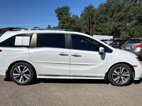 Used 2022 Honda Odyssey Touring image 4