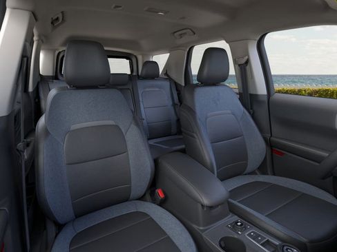 New 2025 Ford Bronco Sport Outer Banks w/ Sasquatch Outer Banks Package image 10