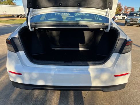 Used 2023 Honda Accord EX image 19