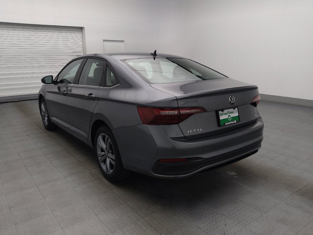 Used 2024 Volkswagen Jetta SE FWD image 5