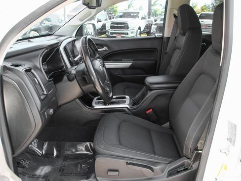 Used 2021 Chevrolet Colorado LT w/ LT Convenience Package image 17