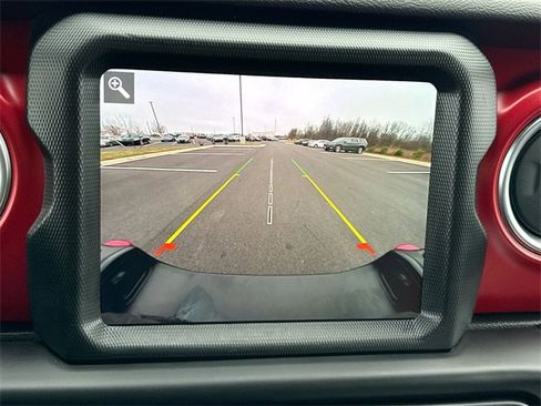 Used 2023 Jeep Gladiator Rubicon w/ LED Lighting Group image 37