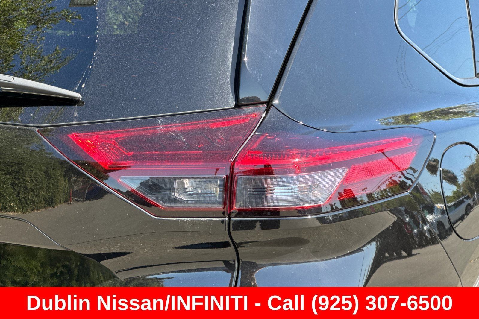 Used 2024 Nissan Rogue SL AWD/4WD image 51