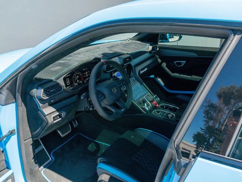 Used 2024 Lamborghini Urus Performante image 75