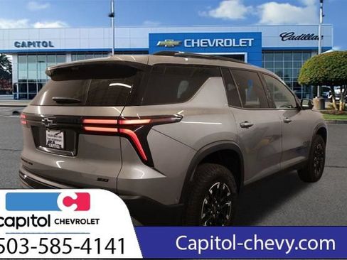 Used 2026 Chevrolet Traverse Z71 w/ Enhanced Driving Package AWD/4WD image 3