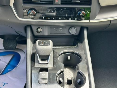 Used 2026 Nissan Rogue Dark Armor FWD image 9