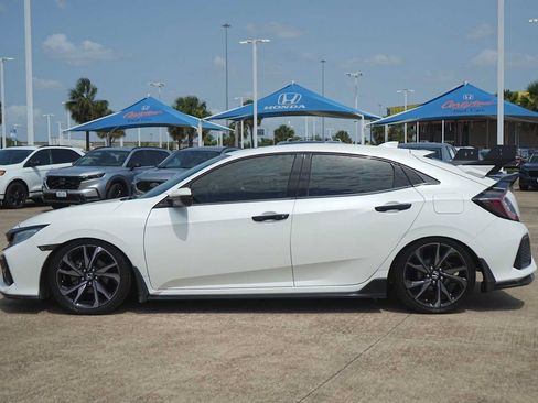 Used 2018 Honda Civic Sport Touring image 3