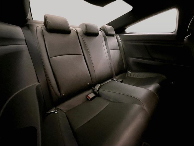 Used 2020 Honda Civic Touring image 26