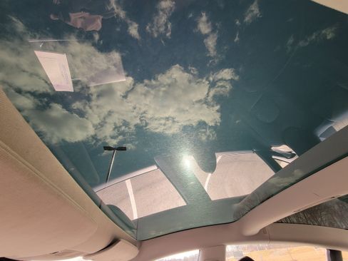 Used 2020 Tesla Model 3 Standard Range Plus image 19