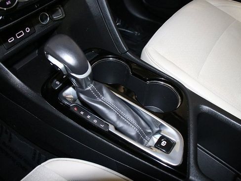 Used 2020 Buick Encore GX Select w/ Experience Buick Package image 22